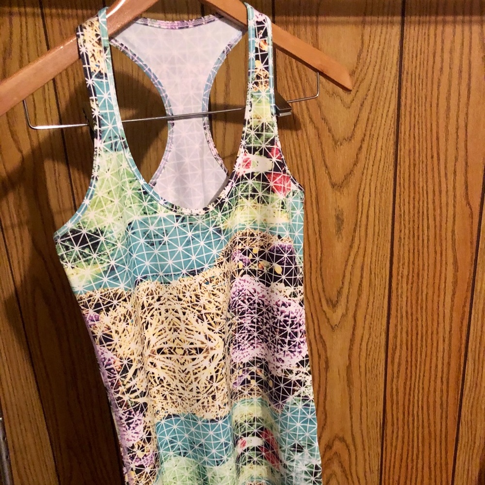 Lululemon tank